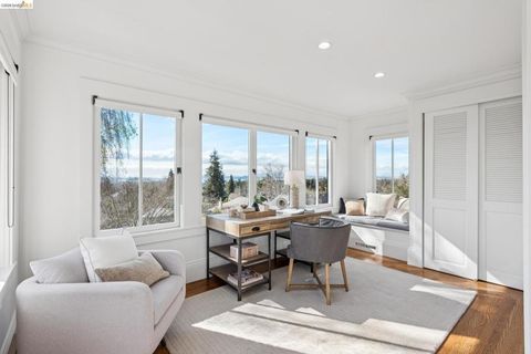 Tiny photo for 19 19 Monte Avenue Ave, Piedmont, CA 94611 (MLS # 41126298)