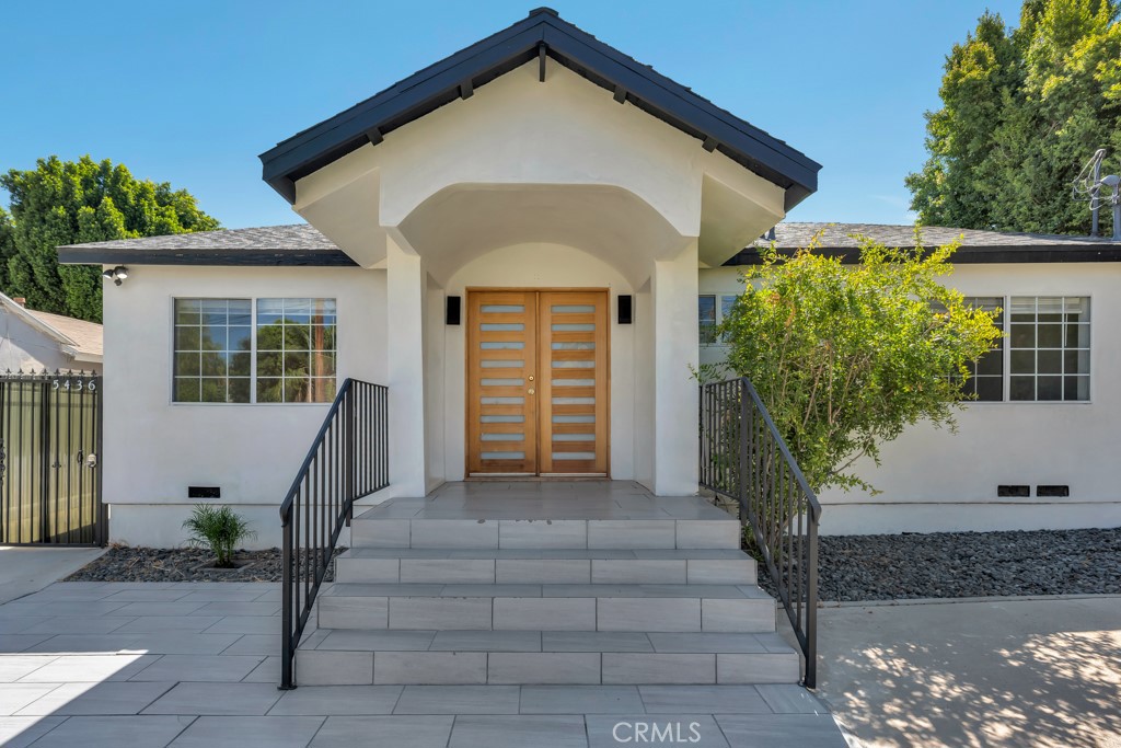 5434 Sylvia Avenue