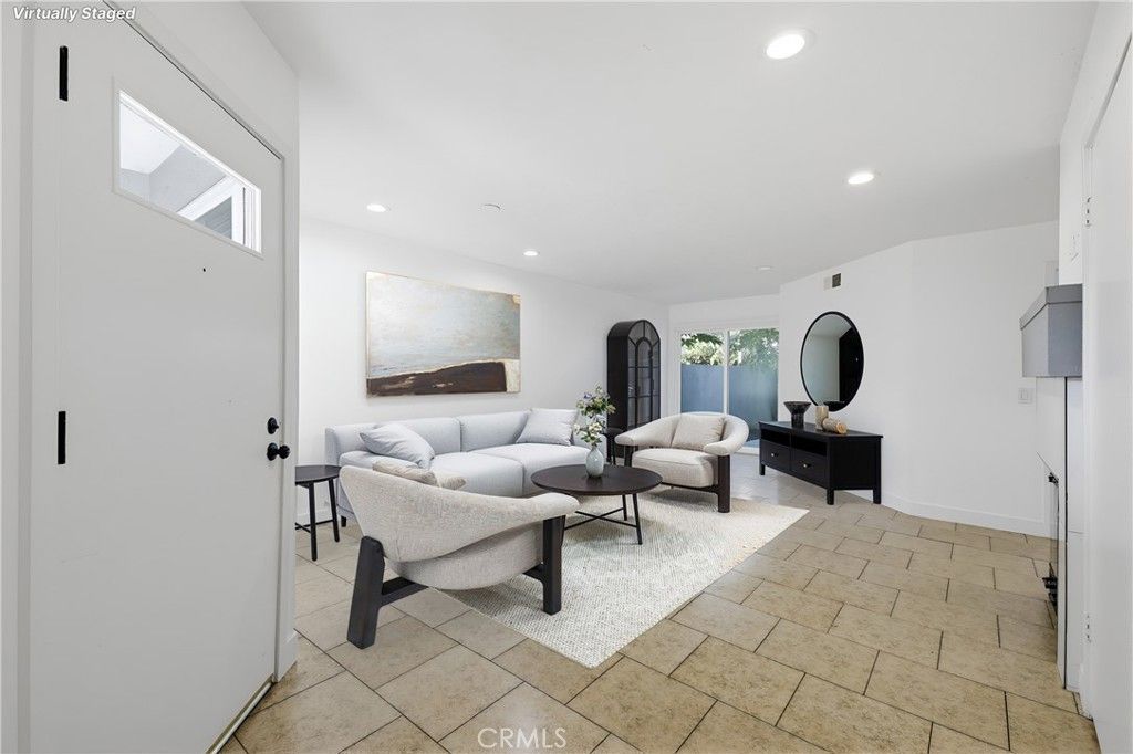 Photo of 26871 Sapphire, Mission Viejo, CA 92691 (MLS # OC25265351)