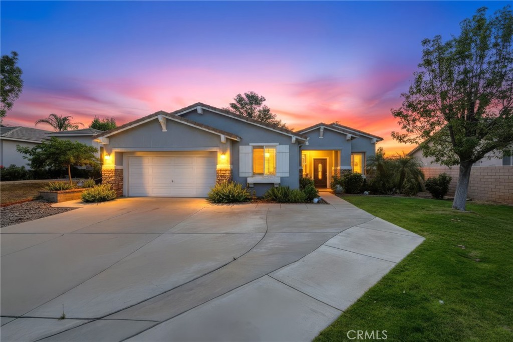 Photo 1 of 23 — 30066 Lake Trail, Lake Elsinore, CA 92530