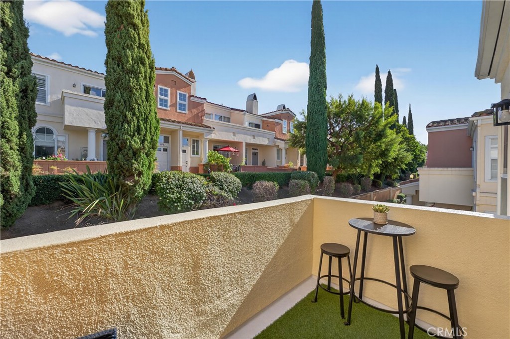Summit Renaissance (SMRN) - Residential