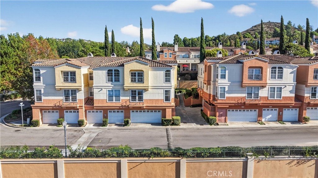 Summit Renaissance (SMRN) - Residential