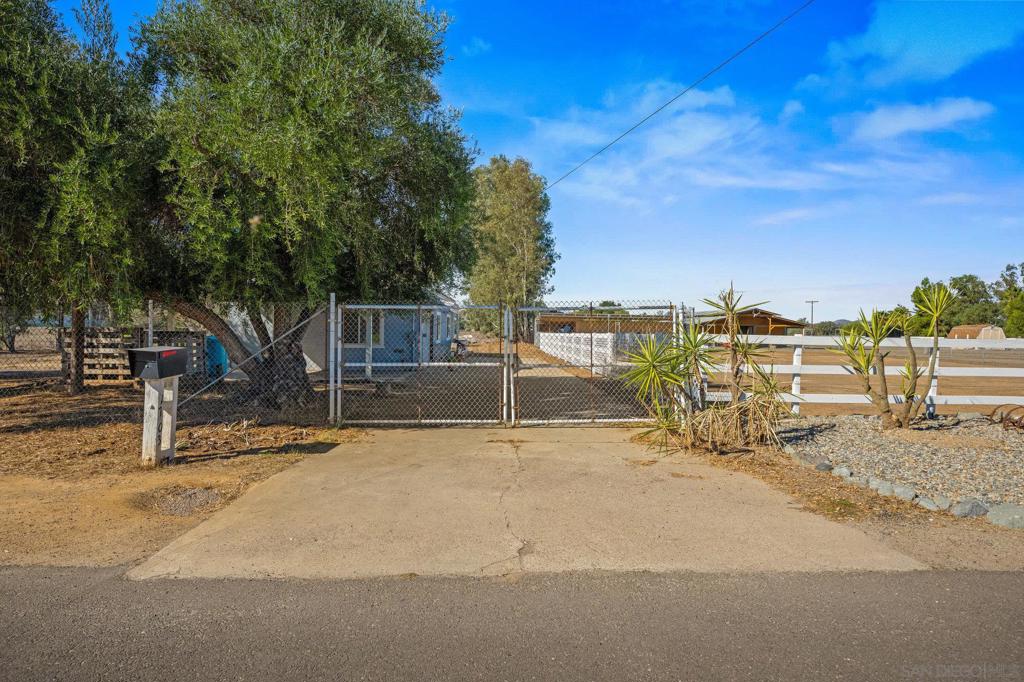 Ramona - Residential