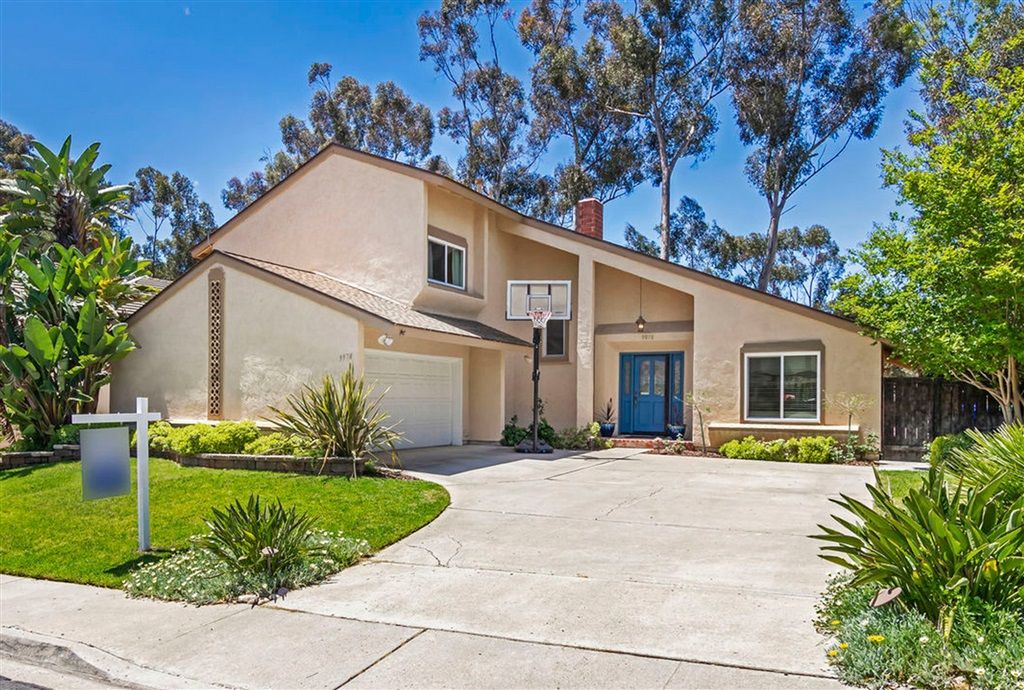 listing image 130722474444324373219