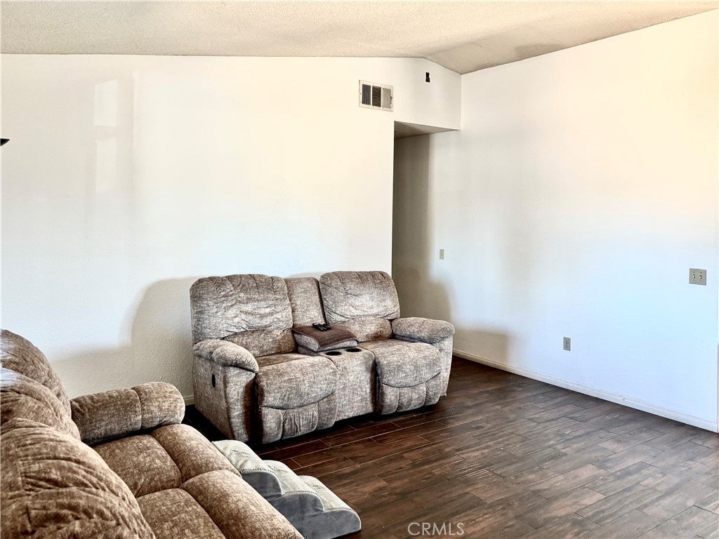 Photo of 18805 Yucca ST, Hesperia, CA 92345 (MLS # HD26198053)