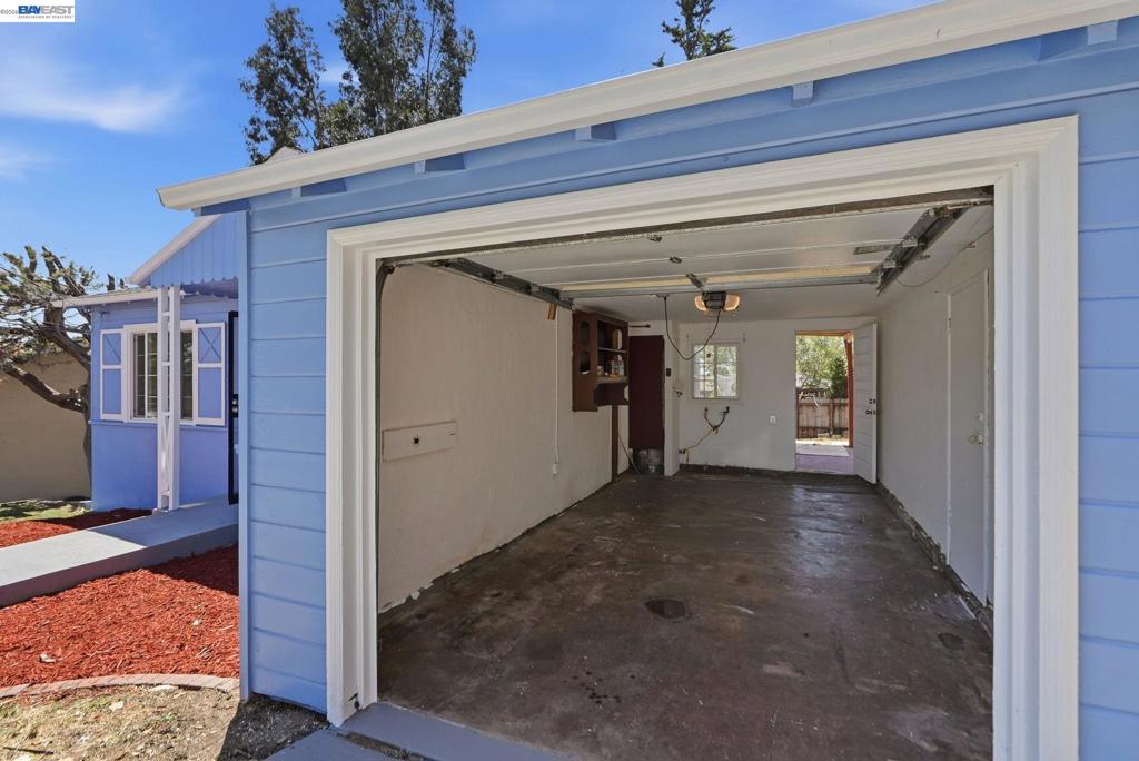 1333 Mariposa St