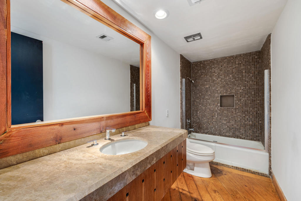 Seven Lakes C.C. - Residential