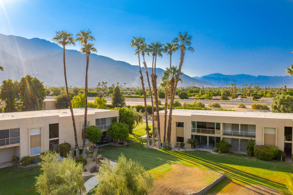 Seven Lakes C.C. - Residential