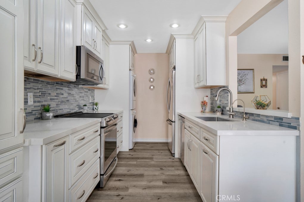 1108 Landsburn Circle
