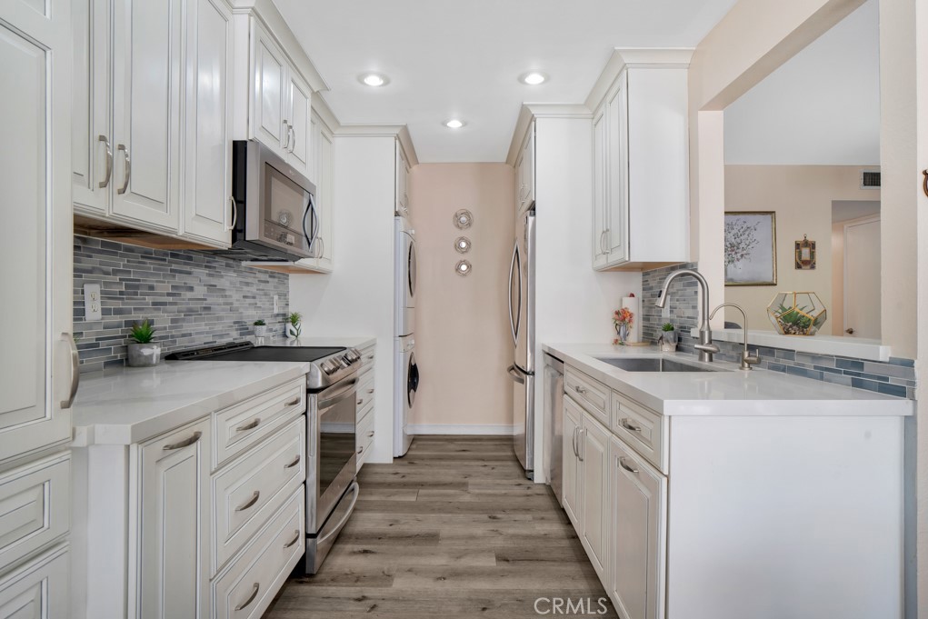 1108 Landsburn Circle