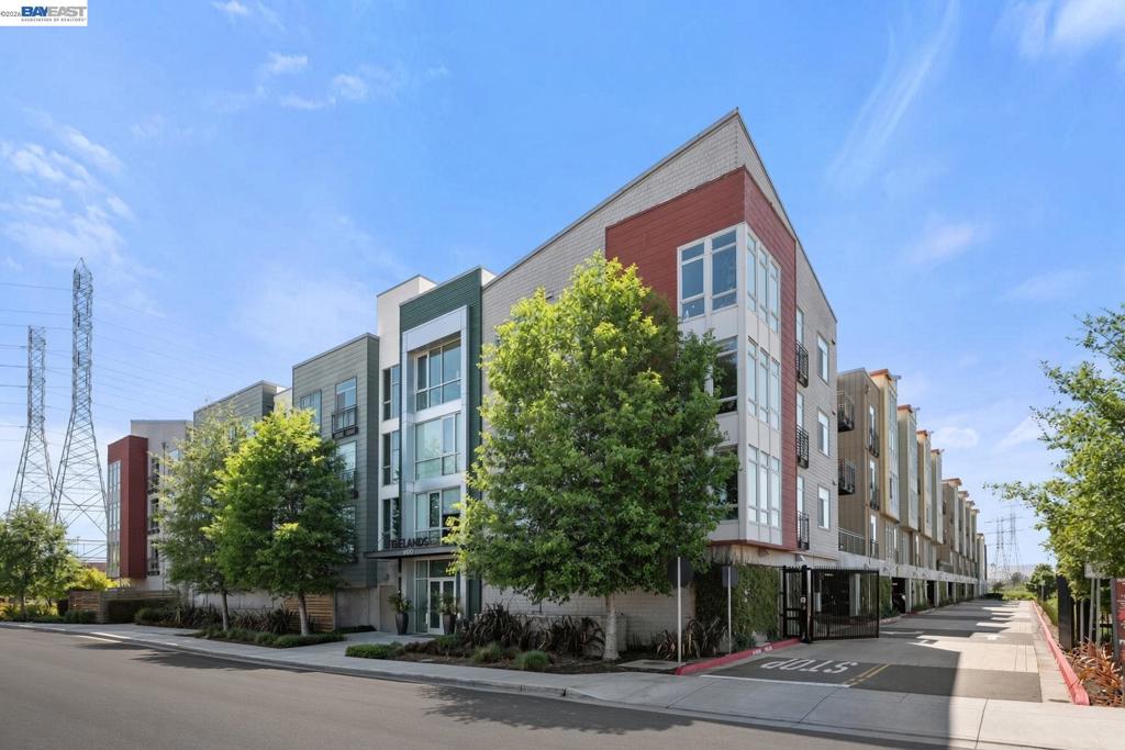 400 Mariners Island Blvd 115