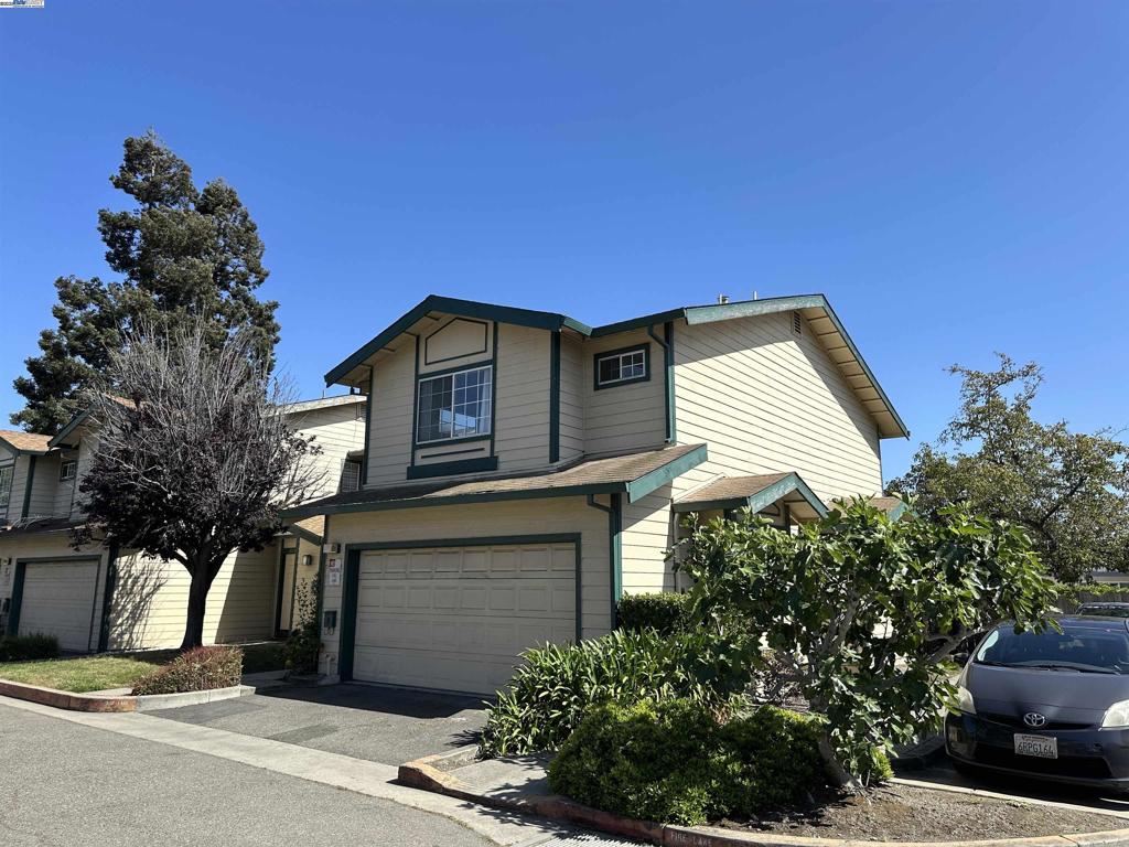 16370 Elgin Ct