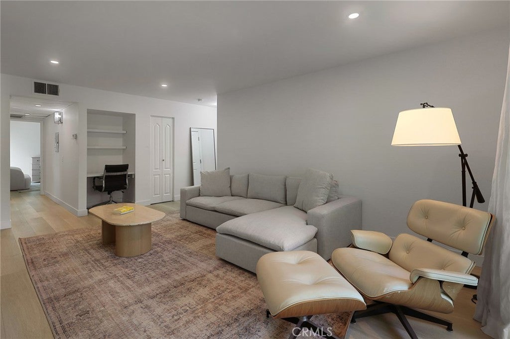 4730 Park Granada 228