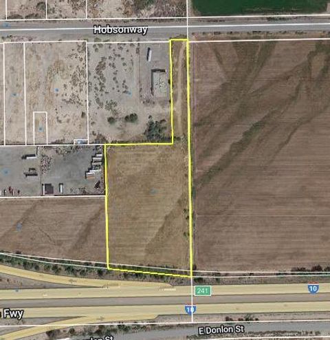 Photo of 5 .7 Acres Hobsonway, Blythe, CA 92225 (MLS # 219135057DA)