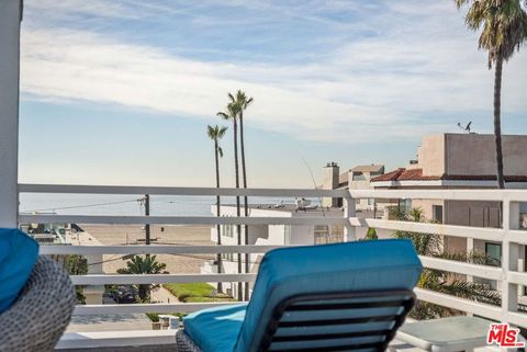 Photo of 30 Galleon Street, Marina Del Rey, CA 90292 (MLS # 26639515)