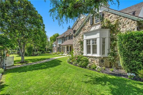 Photo of 10343 Valley Spring LN, Toluca Lake, CA 91602 (MLS # SR26101073)