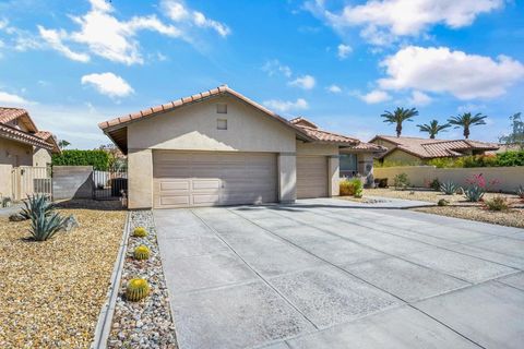 Photo of 40180 Eastwood Lane, Palm Desert, CA 92211 (MLS # 219144948DA)