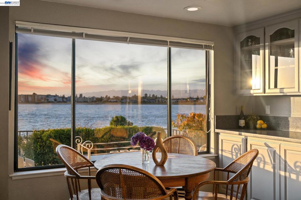 2857 Sea View Pkwy