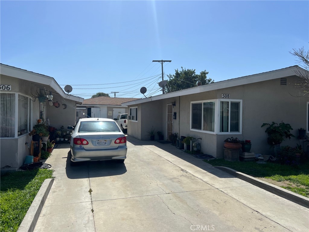 508 W Edinger Avenue