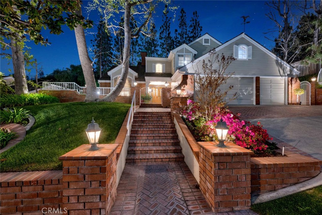 608 S Andover Drive
