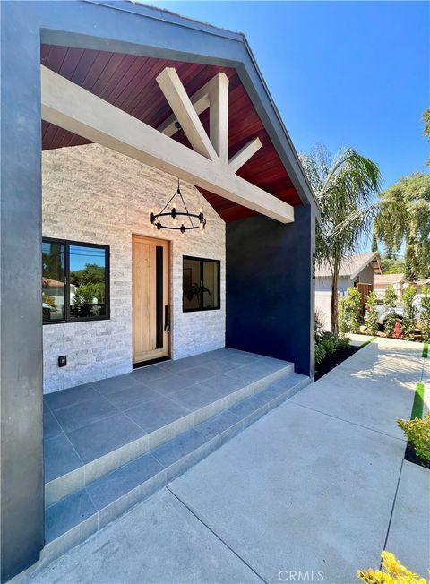 6829 Yolanda Avenue Reseda CA 91335