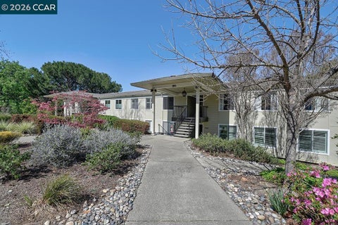 Photo of 3136 Ptarmigan Dr #5, Walnut Creek, CA 94595 (MLS # 41122345)