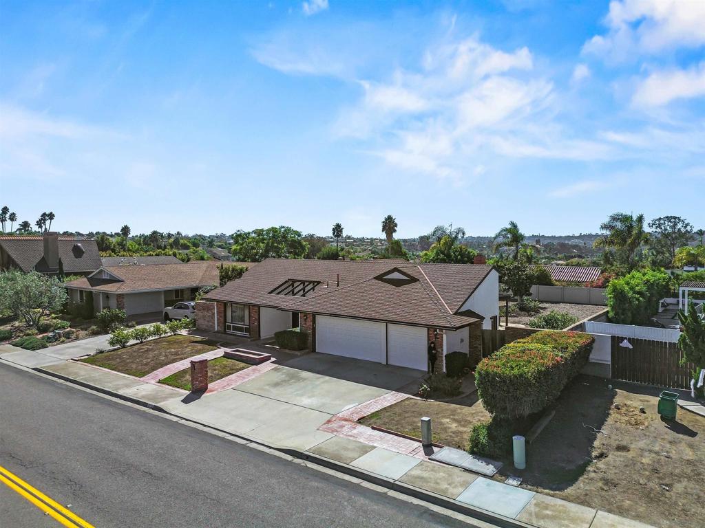 La Costa - Residential
