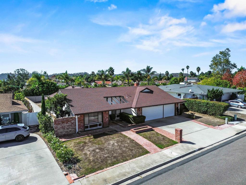 La Costa - Residential