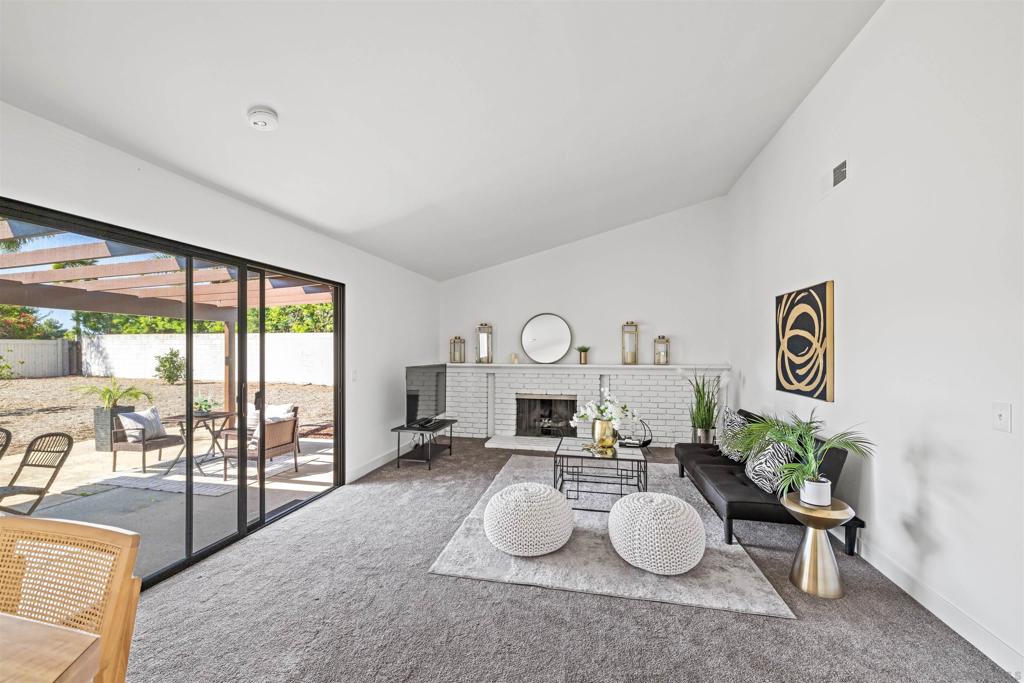 La Costa - Residential