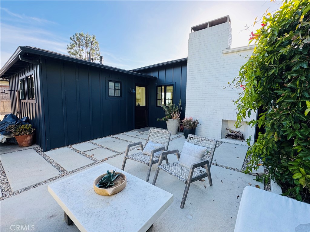 843 La Vista Drive