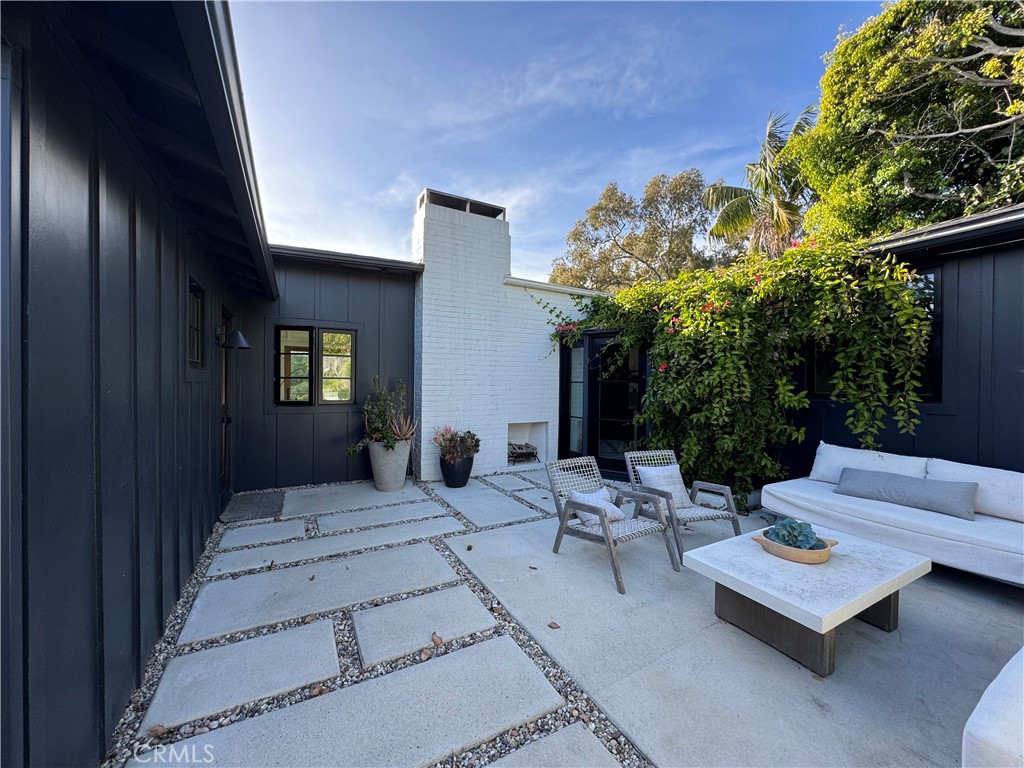 843 La Vista Drive