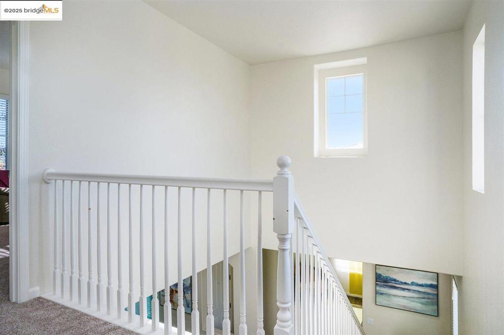 OAKLEY - Residential