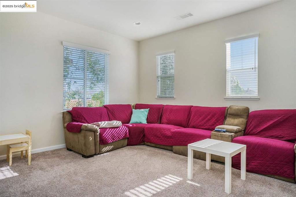 OAKLEY - Residential