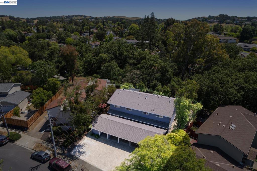 863 Palomino Dr