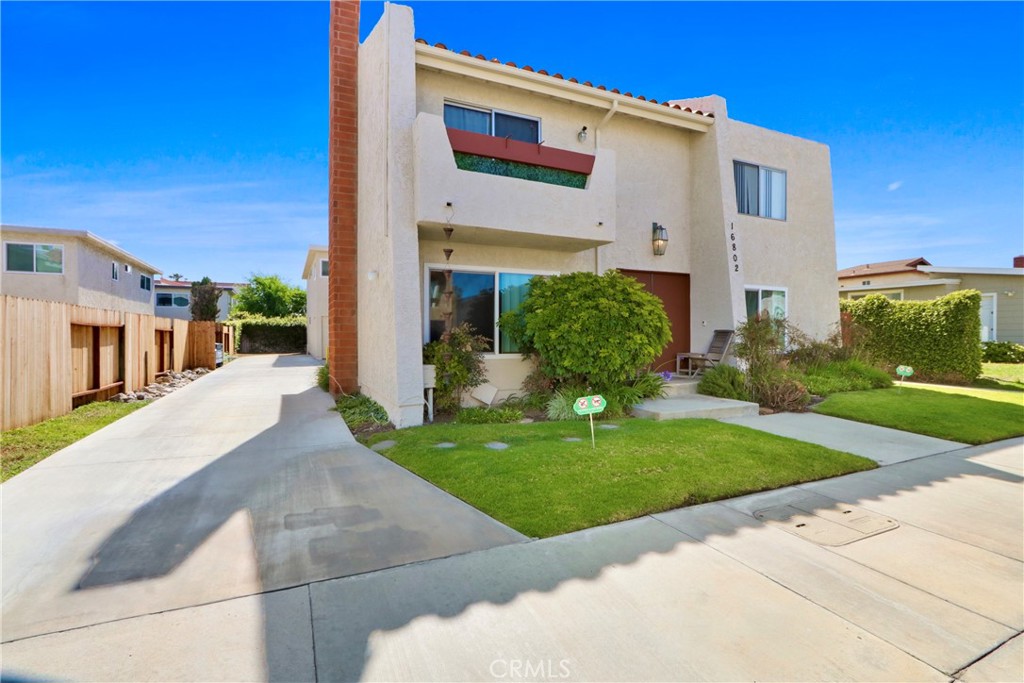 16802 Hoskins Lane