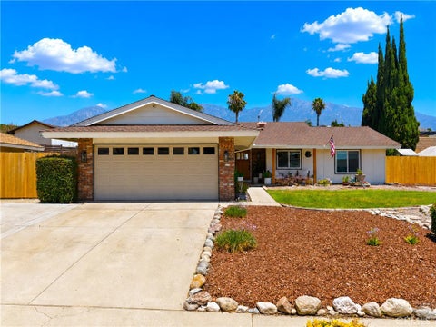 Photo of 9222 Cielito Street, Rancho Cucamonga, CA 91701 (MLS # CV26149511)