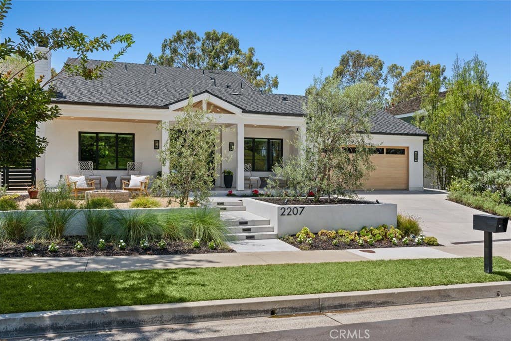 Photo of 2207 Port Harwick PL, Newport Beach, CA 92660 (MLS # NP26144182)