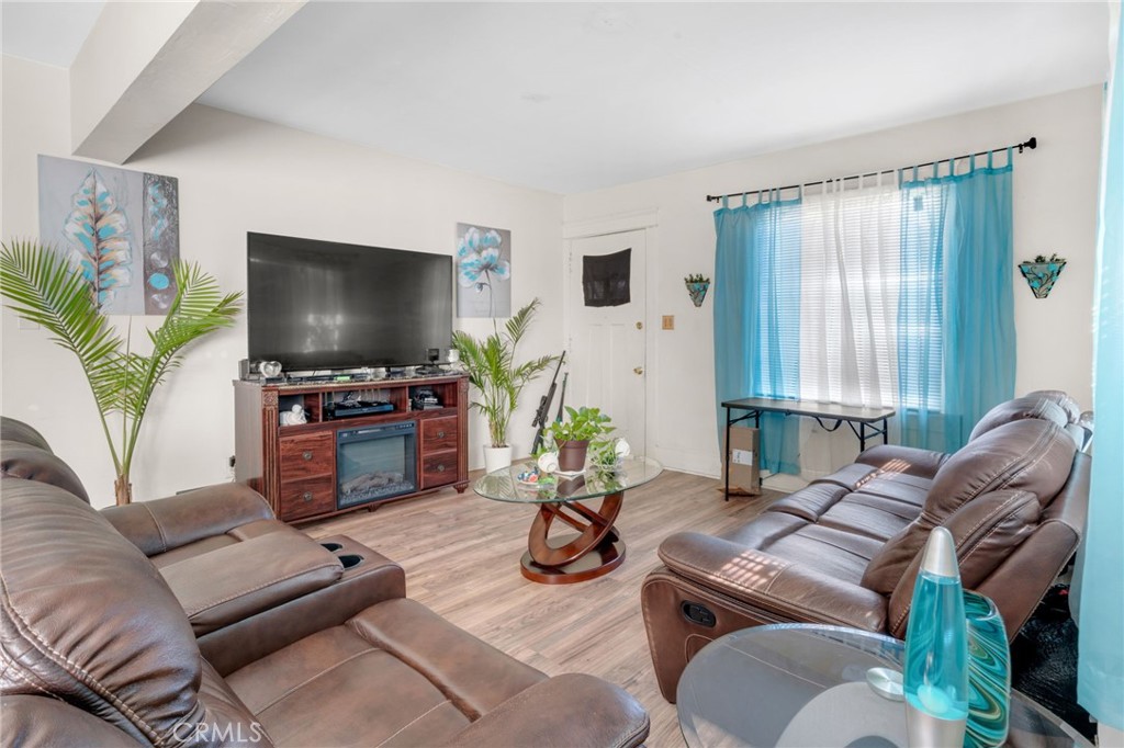 2161 Locust Avenue