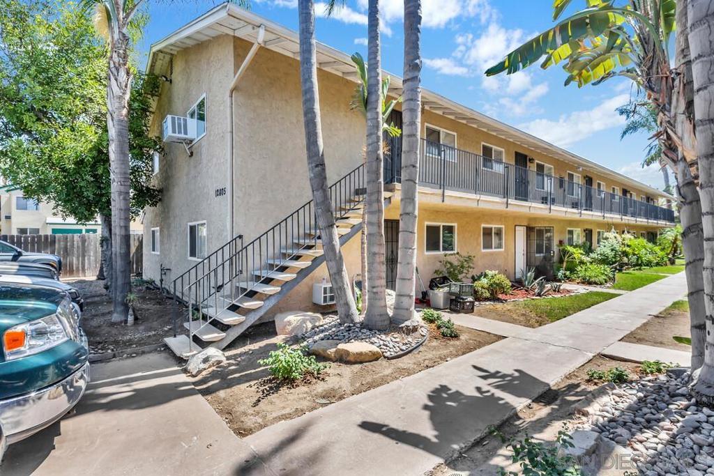 Incredible opportunity for first time home buyers or investors! This second-floor corner unit offers excellent value and strong investment potential. The unit features an open and functional layout, with the living room flowing seamlessly into the kitchen and dining area—perfect for everyday living or entertaining. The kitchen includes granite countertops and stainless steel appliances, giving it a modern and polished look. You'll also find two generously sized bedrooms with mirrored closet doors, plus in-unit washer and dryer for added convenience. Additional perks include one assigned parking space. The community is conveniently located near I-8 and Highway 67, making commuting a breeze plus HOA fee covers water and common area maintenance.