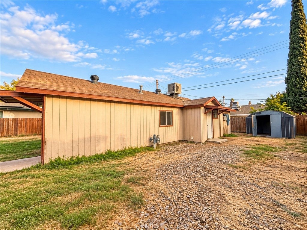 Properties 1 807 Castaic