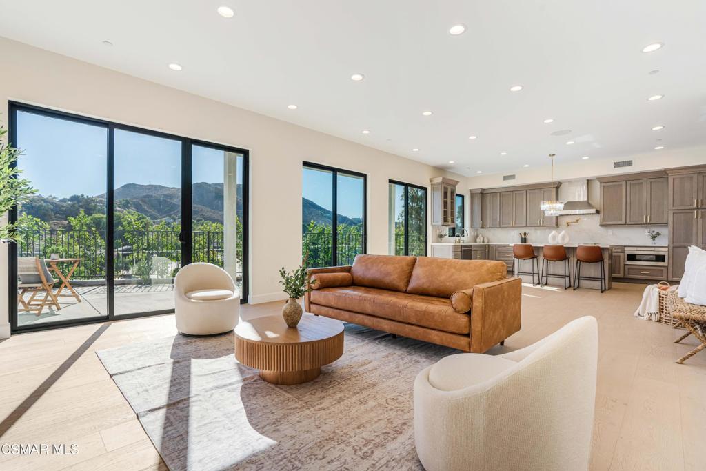 custom - 4179 - Residential