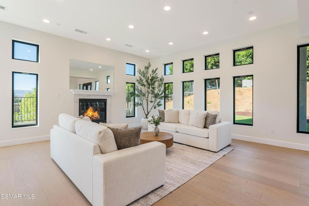 custom - 4179 - Residential