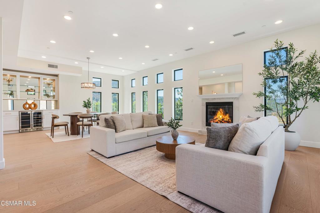 252 Capri Drive