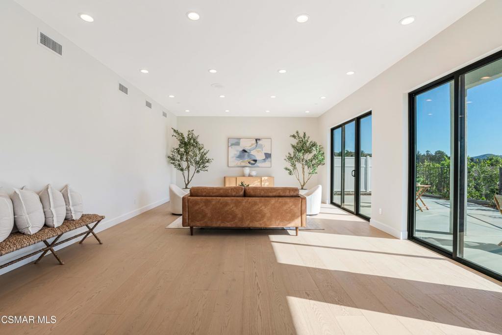 custom - 4179 - Residential