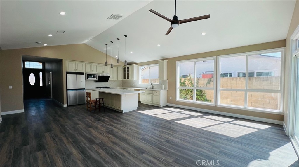 17621 De Oro Place