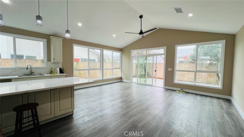 17621 De Oro Place