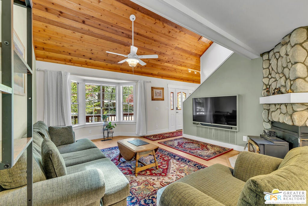 53566 Idyllbrook Drive