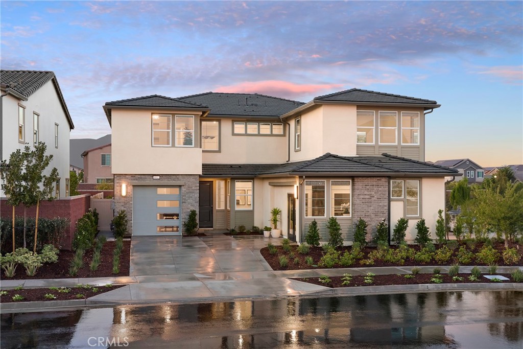 Stunning 5-Bed Farmhouse in The Preserve, Chino!
Move-in by September 2025, this spacious home offers 5 beds, 4.5 baths, a 3-car garage, flex and bonus rooms, a California room, and formal dining. The farmhouse-style design includes customizable flooring and an inviting kitchen appliances include 36" gas cooktop, wall oven/microwave combo, under-cabinet hood, and dishwasher. The cozy family room features an electric fireplace as its focal point. Located in the sought-after Preserve Masterplan —don’t miss this opportunity!