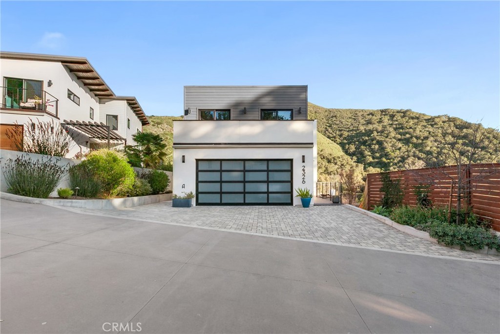 2326 Santa Ynez Avenue