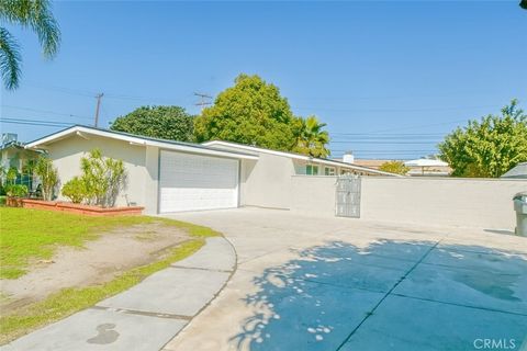 Photo of 9881 Aldgate Ave Ave, Garden Grove, CA 92841 (MLS # PW25244767) Photo of 9881 Aldgate Ave Ave, Garden Grove, CA 92841 (MLS # PW25244767)